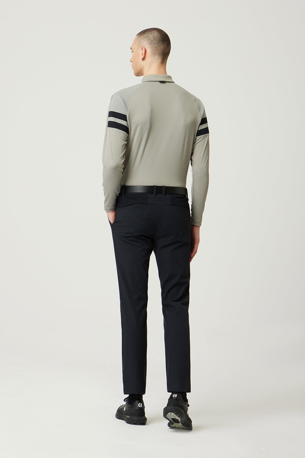 MNS FA KNITTED POINT COLLAR LS