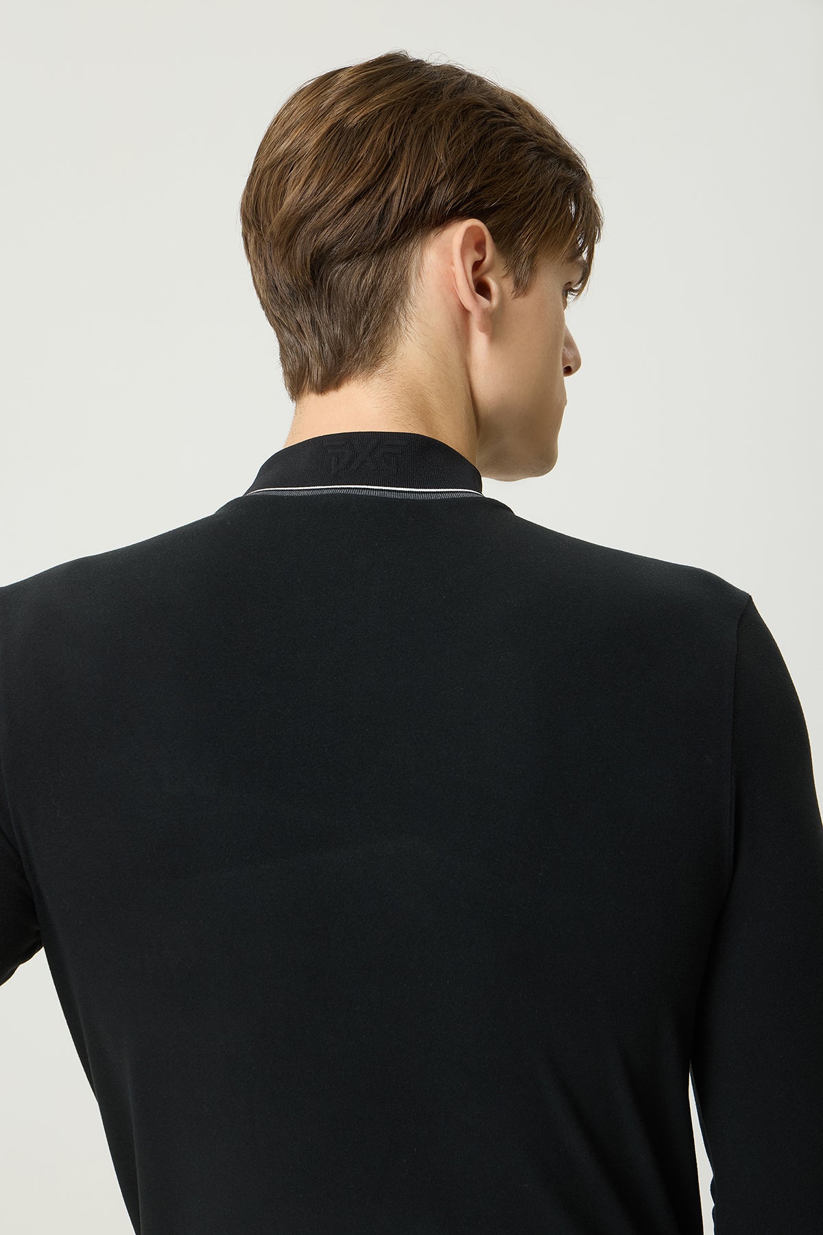 MNS WT ESSENTIAL MOCK NECK LS
