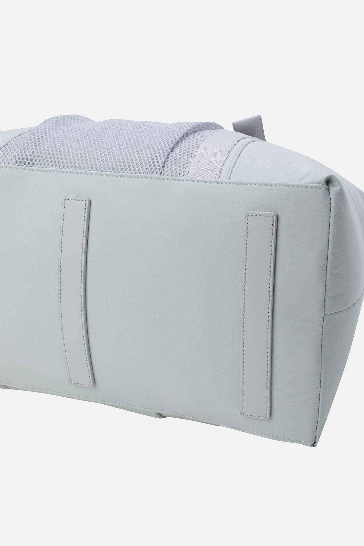 LIGHT WEIGHT MESHED BOSTON BAG