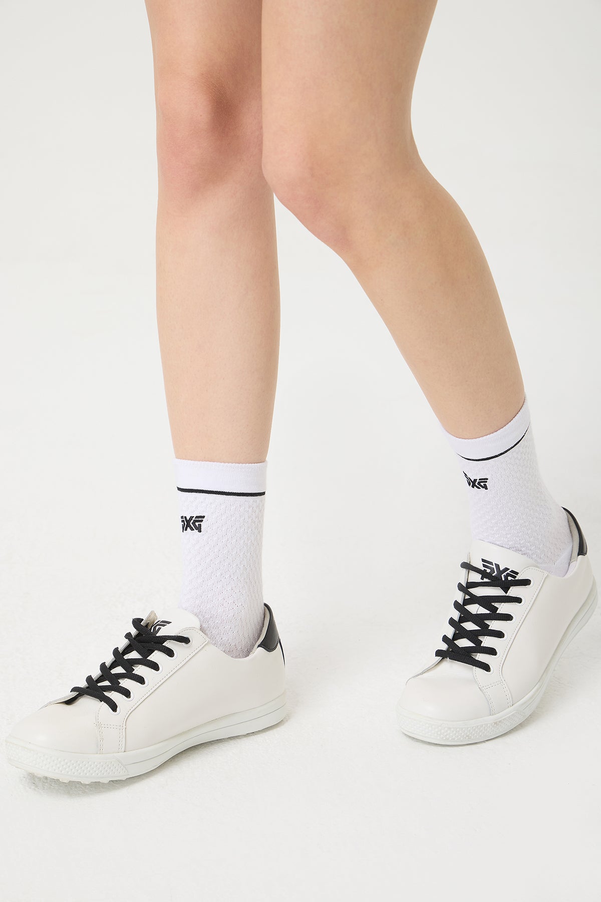 WMNS COLORED HIGH SOCKS