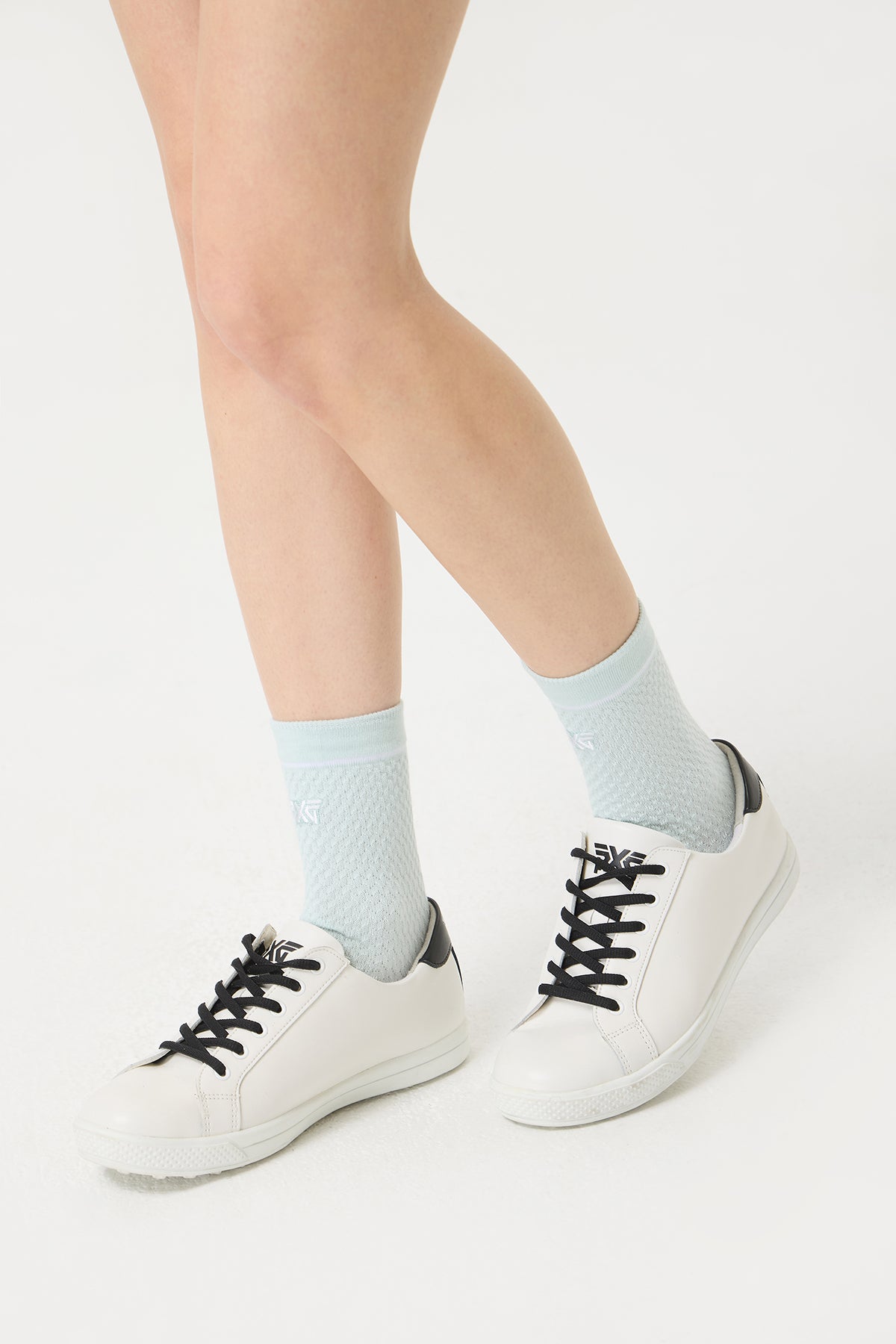 WMNS COLORED HIGH SOCKS