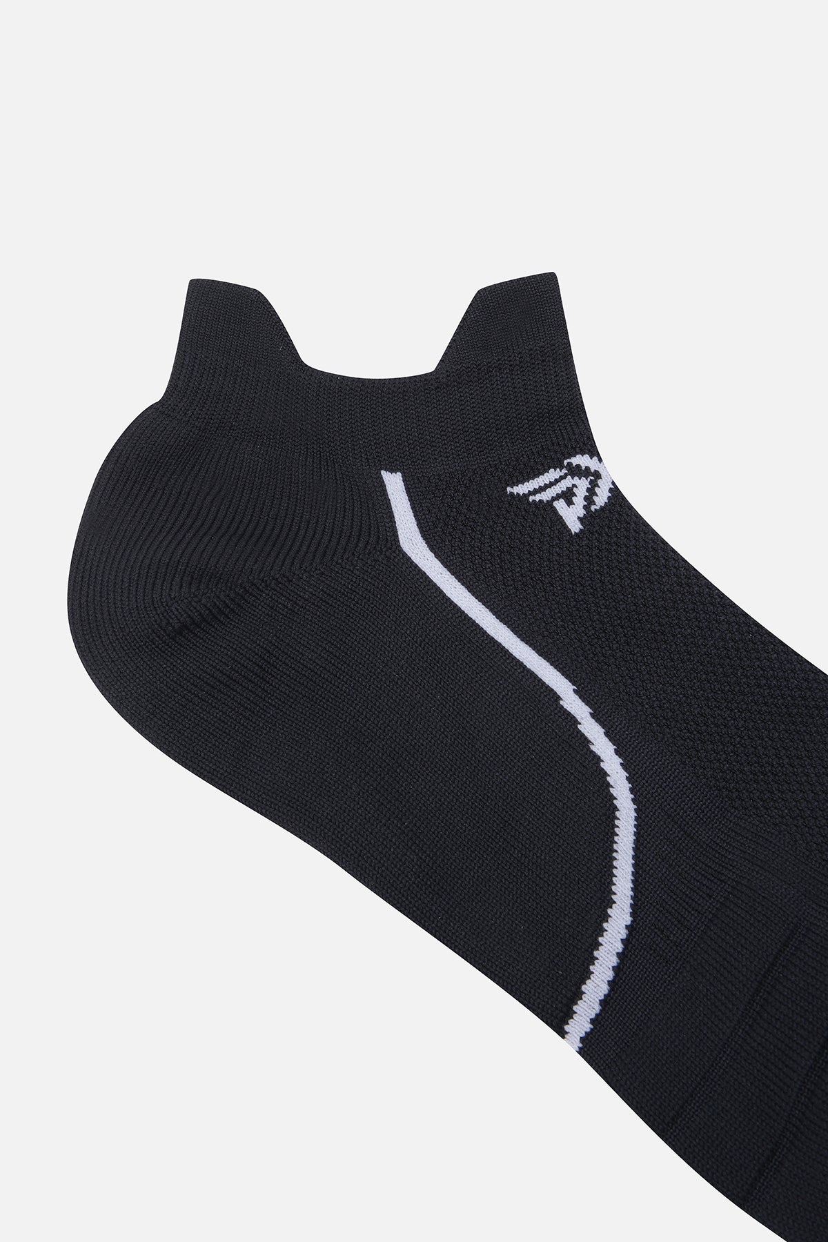 LINE POINT MESH LOW SOCKS