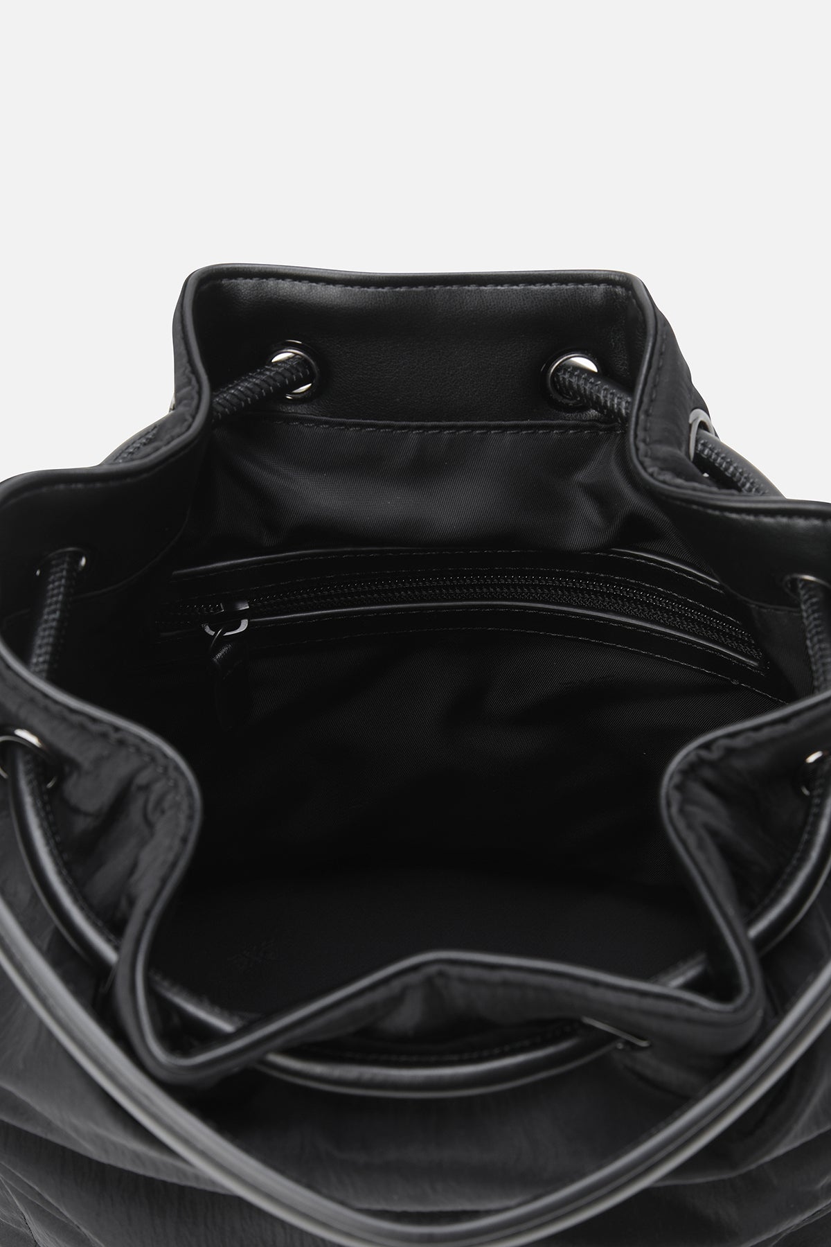 WMNS PADDED BUCKET BAG