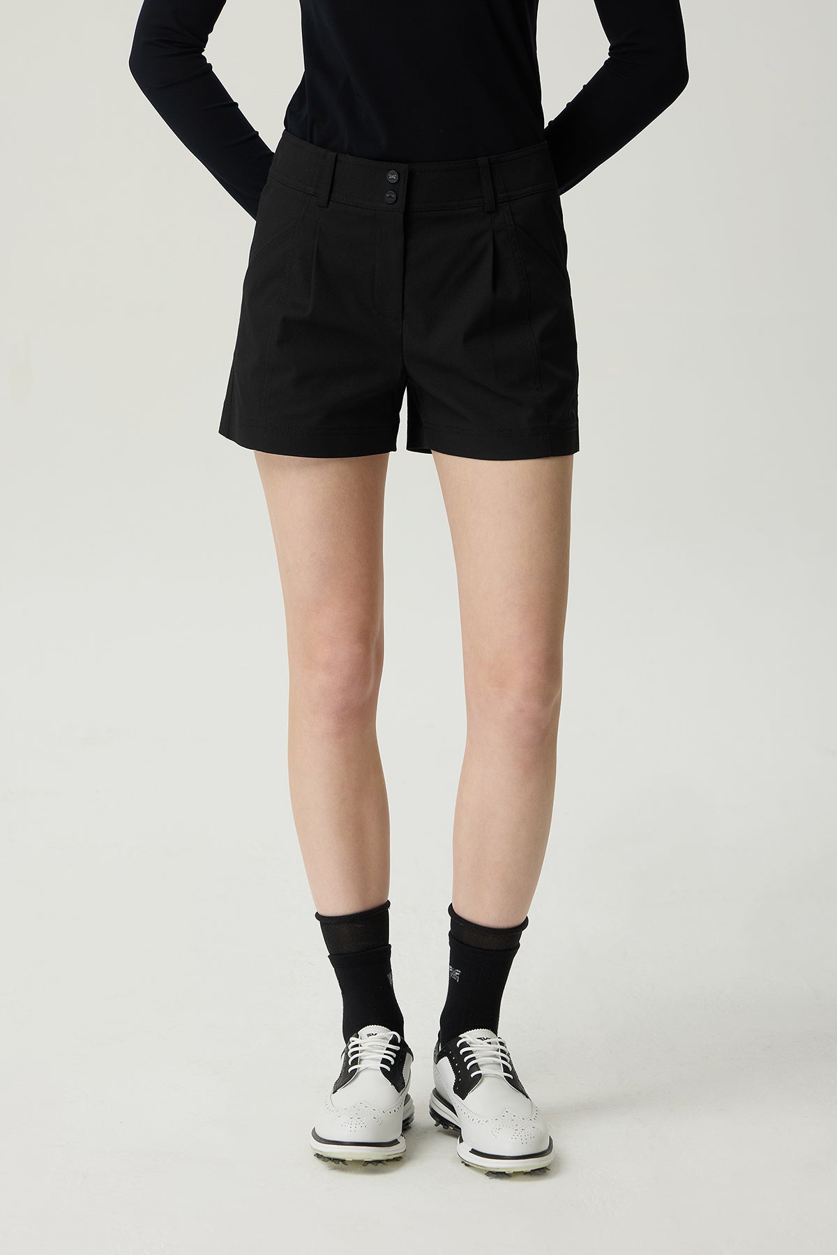 WMNS BASIC SHORT PT